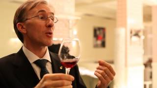 Les astuces de Paolo Basso le meilleur sommelier du monde 2013 [upl. by Esinnej]