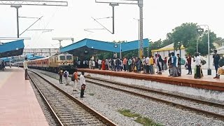 Train Number 17216 Dharmavaram To Machilipatnam Express Arriving at Anantapur with Hindupur memu [upl. by Zoellick554]