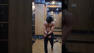 Balking body 💯🏋️trending motivation fitnessmotivation bodybuilding public desi [upl. by Jarek737]