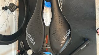 Selle Italia Novus Boost Evo Kit Carbonio Superflow [upl. by Anerb183]