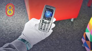 Быстрый обзор  Nokia 3310 за 155 000 рублей [upl. by Okorih435]