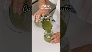 Pesto fatto in casa in 5 minuti pesto pasta ricettaitaliana ricettefacili tutorial ricette [upl. by Iborian323]