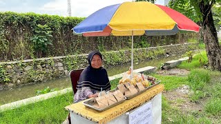 NASI BUNGKUS TERMURAH LAUK TELUR BULAT CUMA 6000 [upl. by Evette]