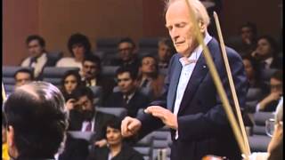 Yehudi Menuhin and the Moscow Virtuosi  Divertimento in D major K136 Wolfgang Amadeus Mozart [upl. by Moise]