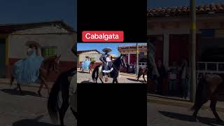 Cabalgata en Michoacán apoyo viajaresvivir fiestaspatrias2024 cabalgata caballos vivamexico [upl. by Vil855]