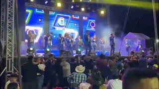 Banda Tierra sagrada En Vivo [upl. by Nalorac560]