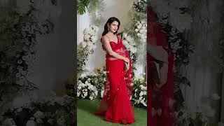 Fatima Sana Shaikh Looking Gorgeous In Red Saree Arrive At Manish Malhotra Diwali Party 2023 [upl. by Pogah116]