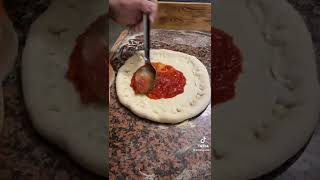 Pizza napoletana con cornicione ripieno pizza napoli fattoincasa [upl. by Syramad]