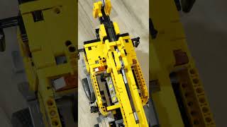 LEGO 42009 Preview Part 1  LEGO Technic Mobile Crane MK II  Review 42009  LEGO 2013 Cranes [upl. by Alekim]