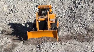 Caterpillar D10 Dozer Pushing Gravel New Bright RC [upl. by Enrichetta]