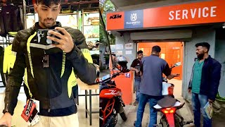 RIDING GEARS lete he KTM SERVICE jana pada  RYNOX JACKETS AND GLOVES [upl. by Newfeld168]