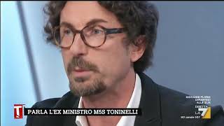 Laffondo di Danilo Toninelli quotNon mi stupisce che Renzi sia contro labolizione della [upl. by Antonius]