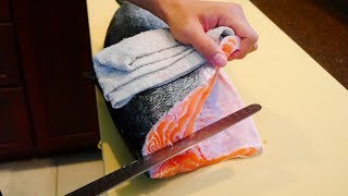 How to Fillet Salmon for Sushi with Special Knife  三文鱼寿司  サーモン寿司 [upl. by Enahsal]