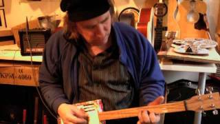 Cigar Box dulcimer strumstick demo [upl. by Eahsan127]