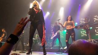 Kim Wilde  Anyplace Anywhere Anytime  LIVE November 2017 The Netherlands [upl. by Marys]