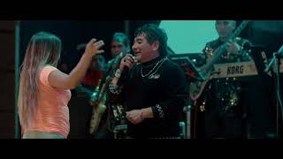 Roy y Los Gentiles  Oficial  Distancia y Amor y DIME en Vivo [upl. by Dopp]