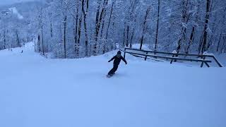 SNOWBOARD BROMONT QUEBEC 10 YEARS OLD KID [upl. by Ettedualc941]