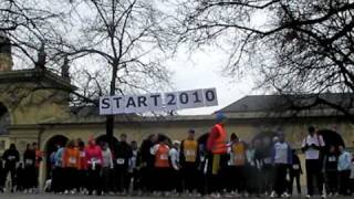 Neujahrslauf München 2010 Hofgarten  Englischer Garten [upl. by Nosreffej]