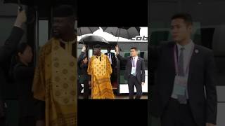 Chef dÉtat de Guinée Général Mamadi Doumbouya et la première Dame ont quitté Pékin [upl. by Meagher]