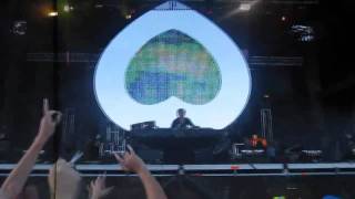 Axwell Live  Stereosonic Melbourne 2009 TV Rock  In The Air Vs HardFi  Hard To Beat [upl. by Akimrehs]