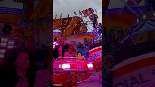 Total verschärft der BREAKDANCE 🚨kirmes viralvideo shorts oktoberfest trending youtubeshorts [upl. by Izy]