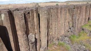 Columnar basalt at Drumheller Channels 02 June 6 2022 [upl. by Soracco]