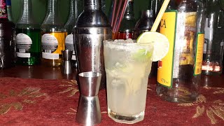 Como Preparar Caipirinha Fácil y Rapido  Atyrá Bar [upl. by Chesnut]