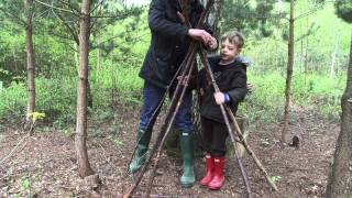 How to make a simple den in the woods [upl. by Lalaj]