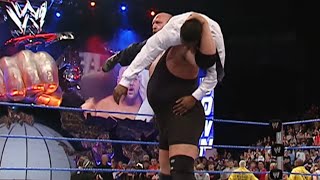 Big Show does an F5 SmackDown Dec 16 2004 [upl. by Enael]