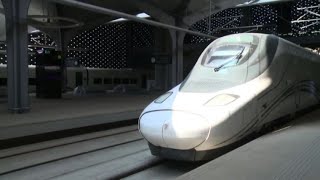 In Arabia Saudita re Salman inaugura il treno ad alta velocità [upl. by Worlock]