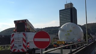 4x  Mit vier LKW  Ungewöhnlich großer Schwertransport rollte durch Hagen 22 Minuten Video [upl. by Elsilrac797]