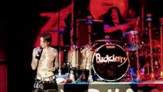 Buckcherry  Crazy Bitch Live  Crue Fest [upl. by Banerjee]