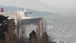 Queen Mary 2 Arrives in San Francisco Bay [upl. by Ainitsirhc]