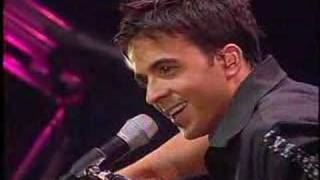 Luis Fonsi  Para vivir en vivo  completo [upl. by Russel]