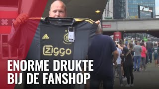 Nieuwe derde shirt Ajax vandaag te koop [upl. by Billat]