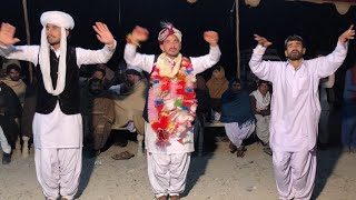 Jhumar saraiki culture dance dgkhan دولہا کی بہتریں جھومر [upl. by Yentuoc]