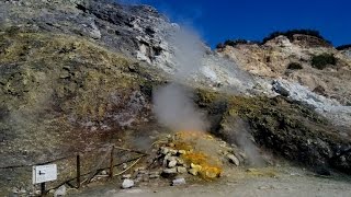 SolfataraKrater in den Phlegräischen Feldern bei Neapel [upl. by Pellet]