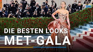 Die Looks der Stars auf dem roten Teppich  MetGala 2022 in New York [upl. by Nedgo241]