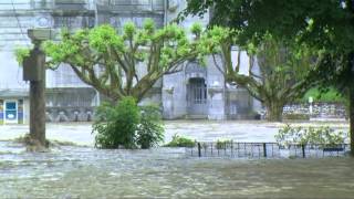 Reportage  Inondation du Sanctuaire de Lourdes  aprèsmidi du 18 juin 2013 [upl. by Violeta]