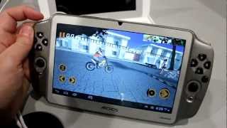 Archos Gamepad mi tablette Android mi console portative de jeux vidéo CES 2013 [upl. by Tildi]