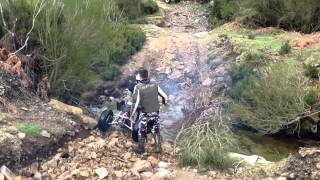 Yamaha Blaster 200 vs Yamaha Raptor 350 hill climb [upl. by Yukio]