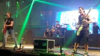 All Time Low  Somewhere In Neverland Live in Manila Bazooka Rocks II 2013 HD [upl. by Levan235]