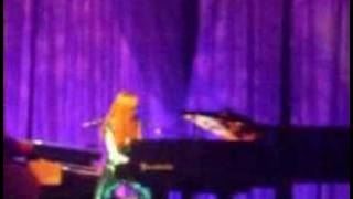 TORI AMOS  Cornflake Girl  Live Roma  Teatro Sistina [upl. by Wsan752]