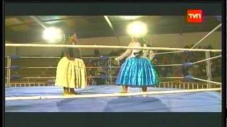 Las Cholitas Luchadoras Lucha Libre Boliviana [upl. by Christin]