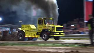 Truckpulling RhinoRoket MagirusDeutz V8 Hoogblokland 2018 pull3 [upl. by Groos]