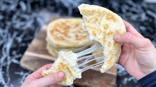 4 ingrédients sans four sans prise de tête 🫓🧀 Ma recette inratable de Cheese Naan [upl. by Ilatan]