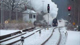 HD Reichsbahn Dampflok im Schnee mit viel Dampf  german steam loco and train in snow [upl. by Atnek659]