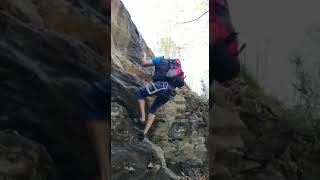 Crag IL SOLITAIRE Discesa in corda doppia terzo tiro FORT APACHE rockclimbing mountains [upl. by Ateloj]