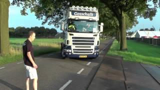 Binnenkomst vrachtwagens vrijdagavond Truckfestijn Balkbrug 2014 [upl. by Estele218]