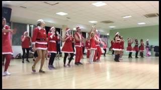 All I want for Christmas is you  Mariah Carey ft Justin Bieber Zumba Carolina Quintero [upl. by Tod]